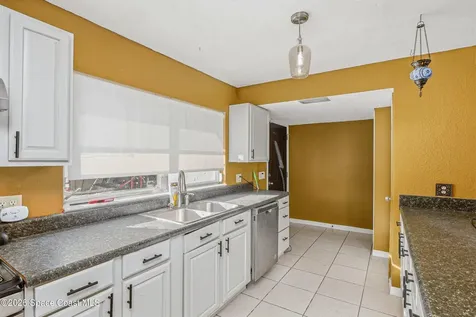 110 Lagoon Avenue Melbourne FL 32901