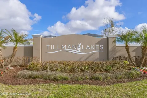 1995 Diablo Circle SW Palm Bay FL 32908