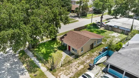 215 N Grannis Avenue Titusville FL 32796