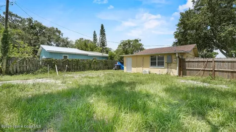 215 N Grannis Avenue Titusville FL 32796