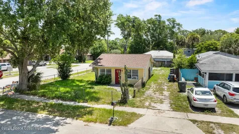 215 N Grannis Avenue Titusville FL 32796