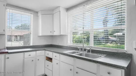 215 N Grannis Avenue Titusville FL 32796