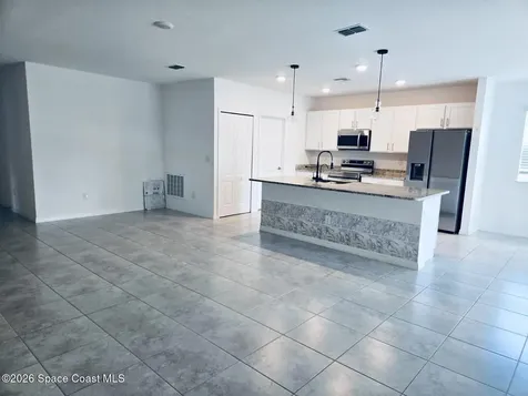 8975 102nd Avenue Vero Beach FL 32967