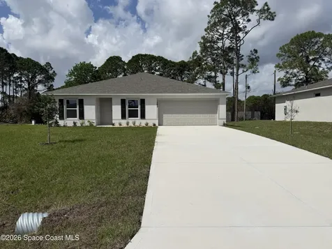 1262 Heitzman Avenue SW Palm Bay FL 32908