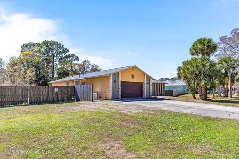 4651 N Friday Circle Cocoa FL 32926