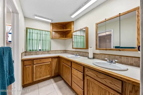4651 N Friday Circle Cocoa FL 32926