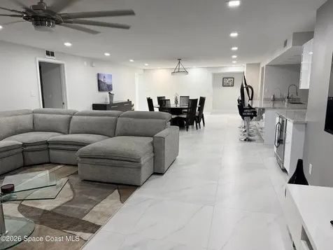 3223 S Atlantic Avenue Cocoa Beach FL 32931