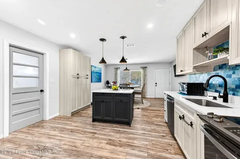 1810 S Park Avenue Melbourne FL 32901