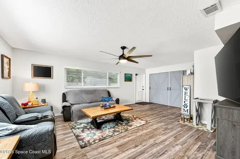 1810 S Park Avenue Melbourne FL 32901