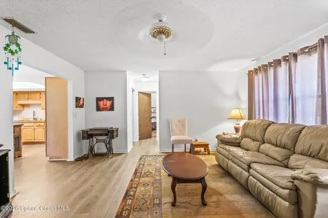 1134 37th Avenue SW Vero Beach FL 32968