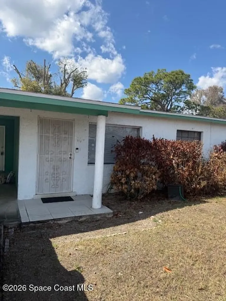 527 A Lane Cocoa FL 32926