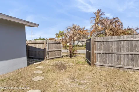 250 Harbour Drive E Indian Harbour Beach FL 32937