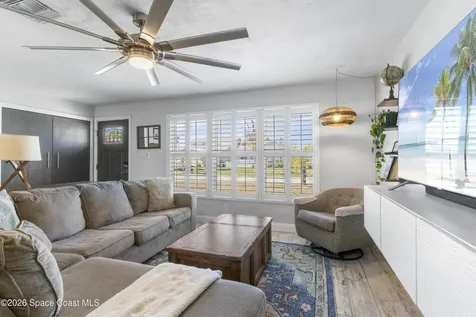 250 Harbour Drive E Indian Harbour Beach FL 32937