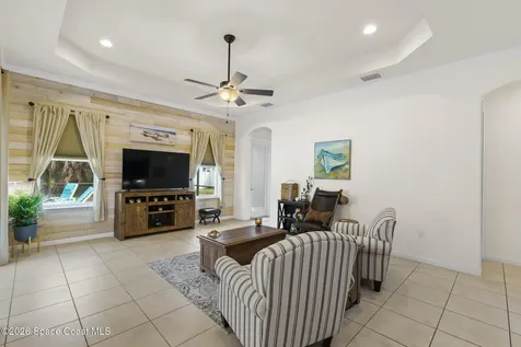 111 Via Catalano Court NE Palm Bay FL 32907