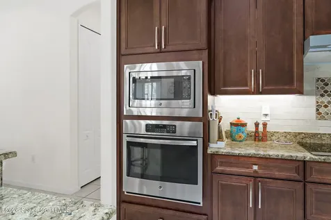 111 Via Catalano Court NE Palm Bay FL 32907