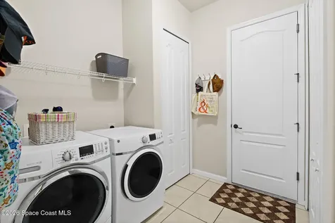 111 Via Catalano Court NE Palm Bay FL 32907