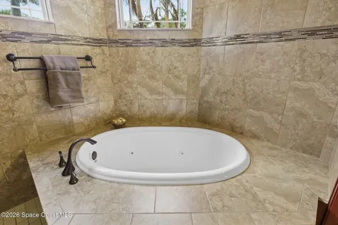 111 Via Catalano Court NE Palm Bay FL 32907