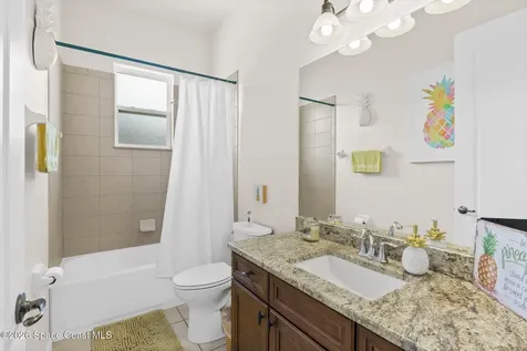 111 Via Catalano Court NE Palm Bay FL 32907