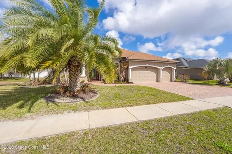 111 Via Catalano Court NE Palm Bay FL 32907