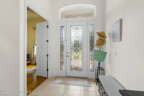 111 Via Catalano Court NE Palm Bay FL 32907