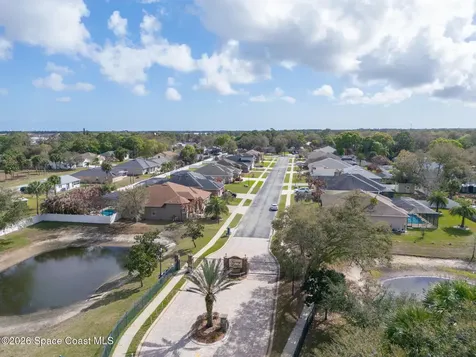 111 Via Catalano Court NE Palm Bay FL 32907