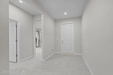 93 Judah Lane Sebastian FL 32958