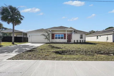 276 Americana Boulevard NW Palm Bay FL 32907