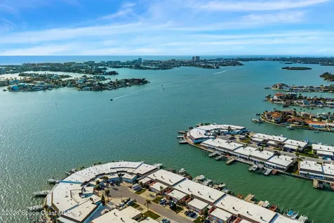 651 Boca Ciega Point Boulevard S St. Petersburg FL 33709