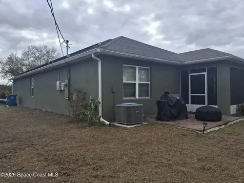 1661 Palatka Road SE Palm Bay FL 32909