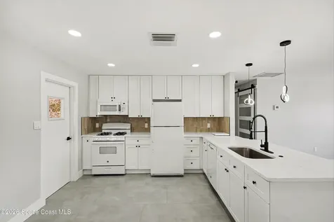 2536 Post Road Melbourne FL 32935