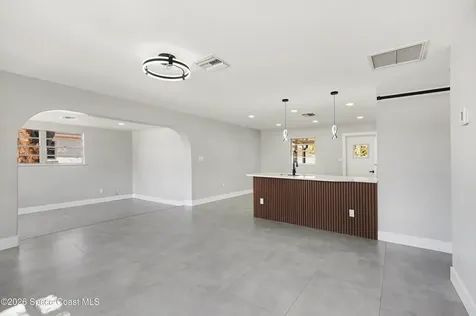 2536 Post Road Melbourne FL 32935