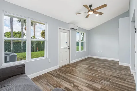 517 Summerset Court Indian Harbour Beach FL 32937