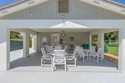 517 Summerset Court Indian Harbour Beach FL 32937