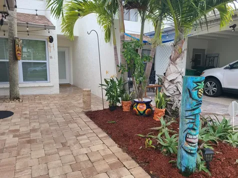 517 Summerset Court Indian Harbour Beach FL 32937