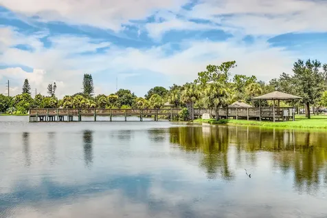 517 Summerset Court Indian Harbour Beach FL 32937