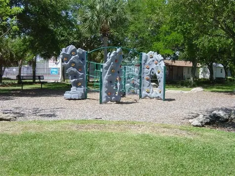 517 Summerset Court Indian Harbour Beach FL 32937