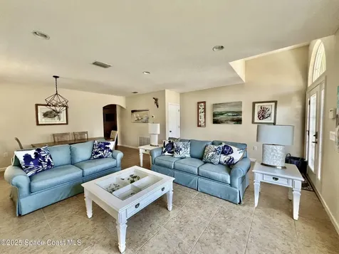 1728 Berkshire Circle SW Vero Beach FL 32968