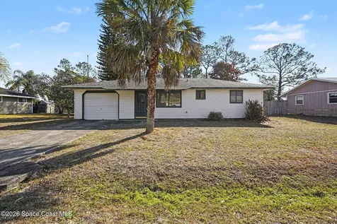 213 Bayshore Avenue NW Palm Bay FL 32907