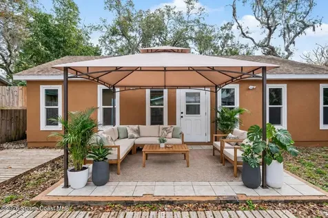 683 Old Oak Street Melbourne FL 32935