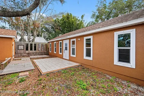 683 Old Oak Street Melbourne FL 32935