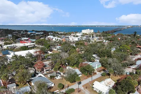 683 Old Oak Street Melbourne FL 32935