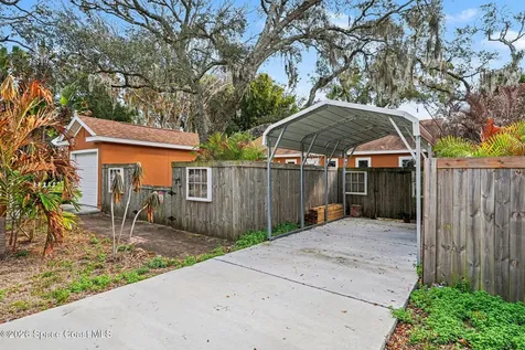 683 Old Oak Street Melbourne FL 32935