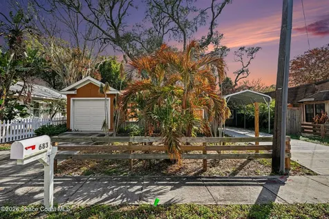683 Old Oak Street Melbourne FL 32935