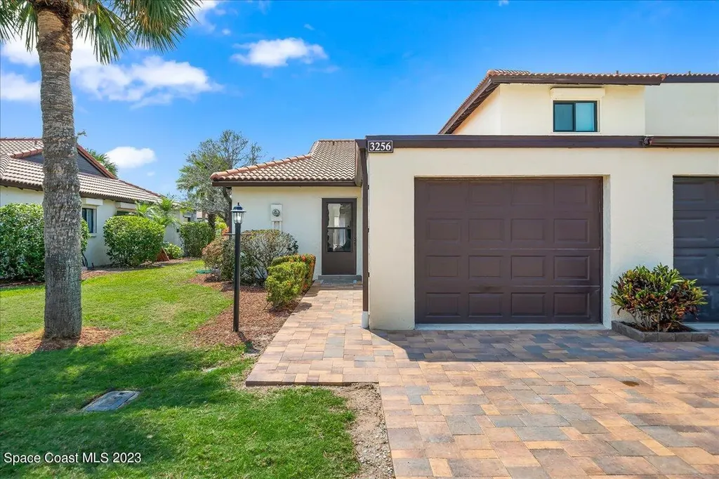 3256 Sea Oats Circle Melbourne Beach FL 32951