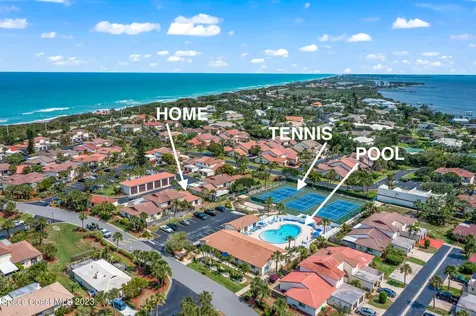 3256 Sea Oats Circle Melbourne Beach FL 32951