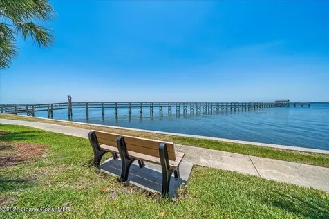 3256 Sea Oats Circle Melbourne Beach FL 32951