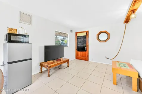 51 Vip Island Grant FL 32949