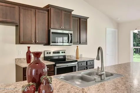 981 Le Baron Street SW Palm Bay FL 32908