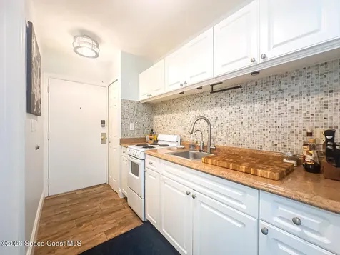 390 W Cocoa Beach Causeway Cocoa Beach FL 32931