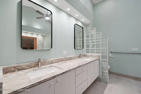 711 Kenwood Circle Melbourne FL 32940